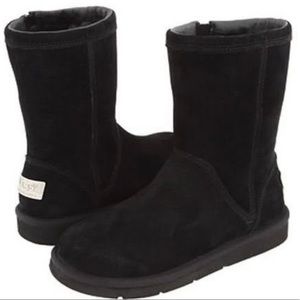 UGG Black Roslynn Zip Up Boots Size 10